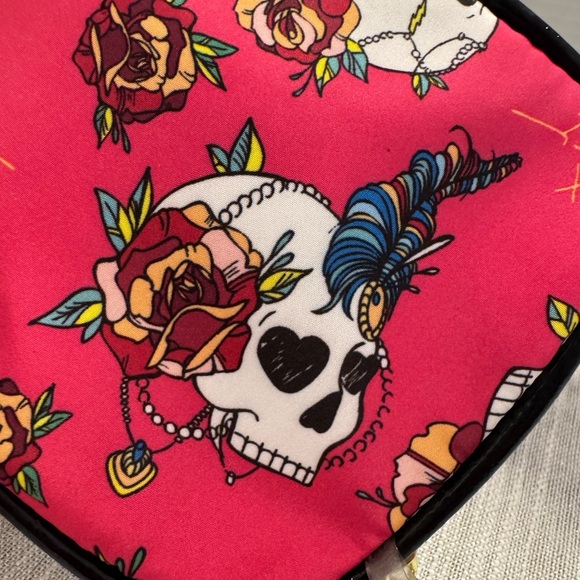 Betsey Johnson Pink Skull and Rose cosmetic Bag - Picture 4 of 11